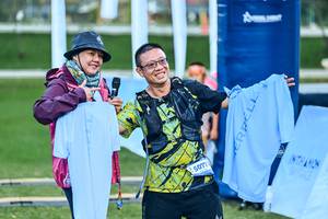 BIB: 5077
                            <button type="button" onclick="openModal(25033806)" class="btn btn-primary btn-sm float-right btn-popup" data-toggle="modal" data-target=".modal-high-quality">
                        <i class="fas fa-shopping-cart"></i> ใส่ตะกร้า
                    </button>
                                            <button type="button" onclick="isThisMe(25033806, true)" class="btn btn-success btn-sm float-right btn-popup btn-isme hidden" data-toggle="tooltip" data-placement="bottom" title="นี่คือรูปของคุณใช่ไหม คลิกที่นี่เพื่อเอาเข้าอัลบั้ม">
                        <i class="fas fa-plus"></i> เพิ่มเข้าอัลบั้ม
                    </button>
                    <button type="button" onclick="isThisMe(25033806, false)" class="btn btn-warning btn-sm float-right btn-popup btn-isnotme hidden">
                        <i class="fas fa-ban"></i> นำออกจากอัลบั้ม
                    </button>